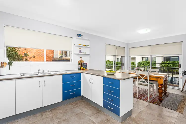 Fifth view of Homely apartment listing, 2/18 Virginia Street, North Wollongong NSW 2500