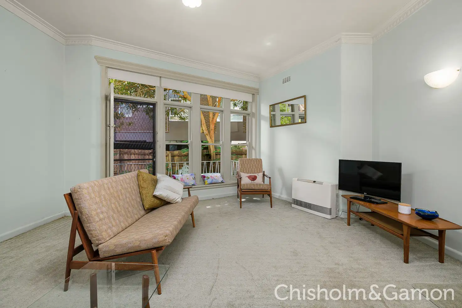 Main view of Homely unit listing, 6/9 Dickens Street, Elwood VIC 3184