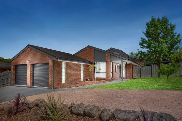 105 Stewarts Lane, Sunbury VIC 3429
