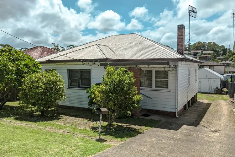 3 Inglis Street, Kotara South NSW 2289