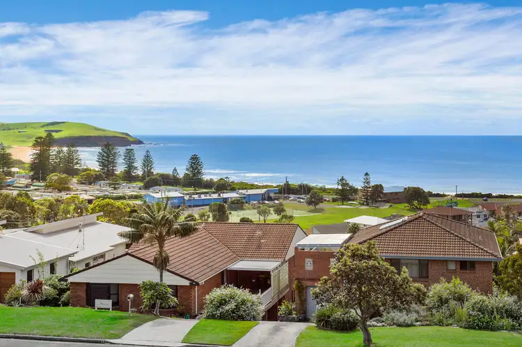Main view of Homely house listing, 19 Armstrong Avenue, Gerringong NSW 2534