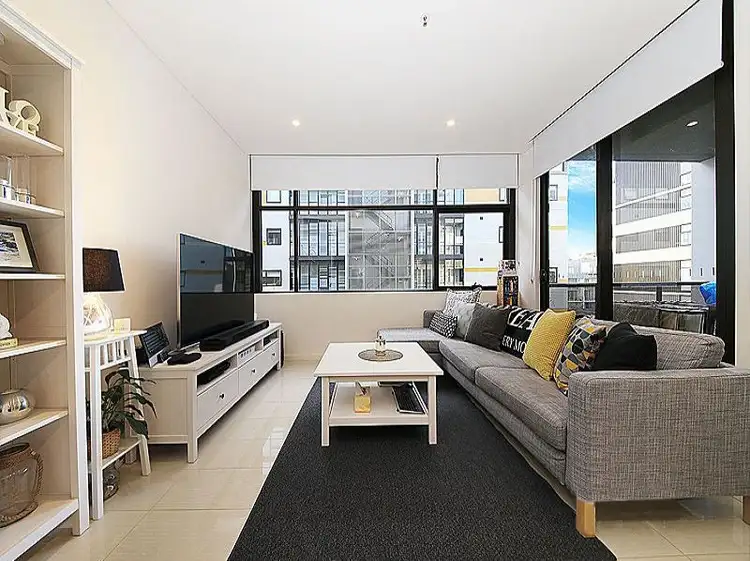 414/1 George Julius Avenue