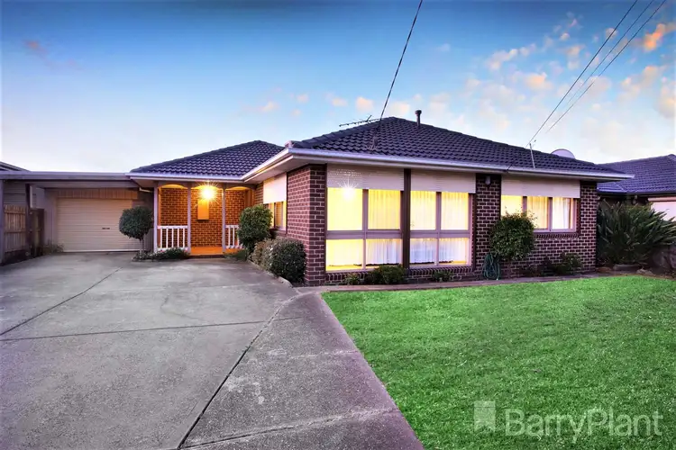17 Osborne Avenue, Gladstone Park VIC 3043