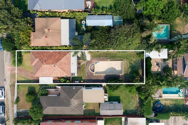 Fourth view of Homely house listing, 15 Adams Street, Curl Curl NSW 2096