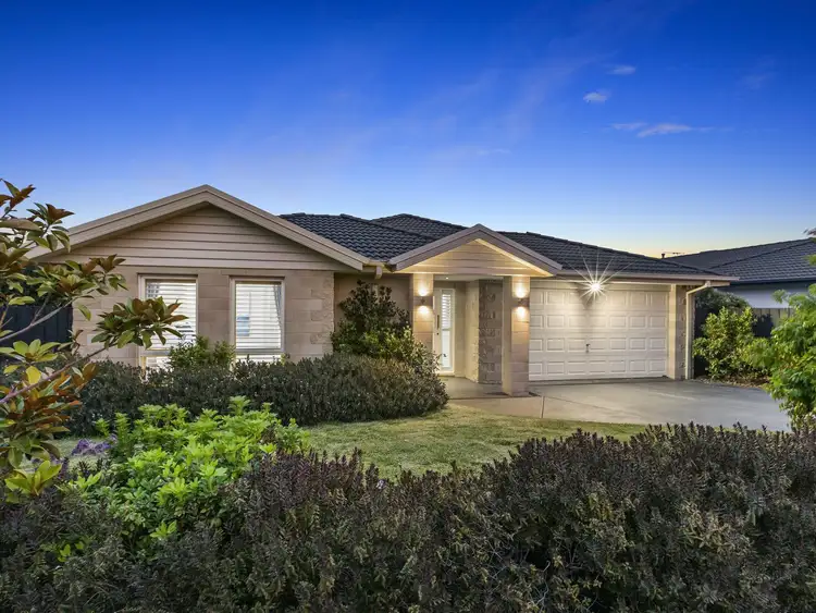 7 Marriott Drive, Mount Martha VIC 3934