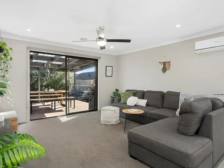 Fourth view of Homely house listing, 17 Carlina Court, Marshall VIC 3216
