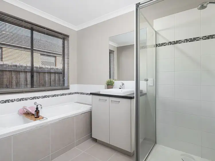 Sixth view of Homely house listing, 17 Carlina Court, Marshall VIC 3216