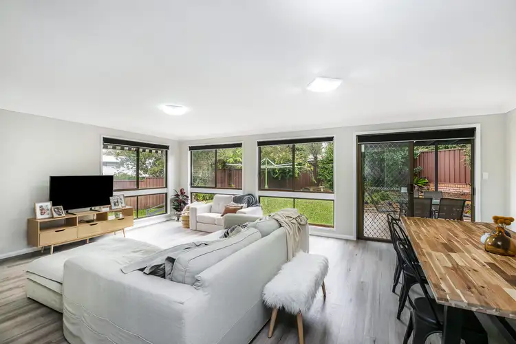 4 Edgecliff Place, Engadine NSW 2233