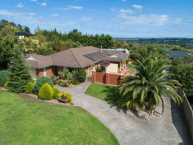 19 John Joseph Court, Narre Warren North VIC 3804