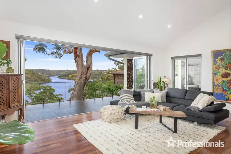 32 Bignell Street, Illawong NSW 2234