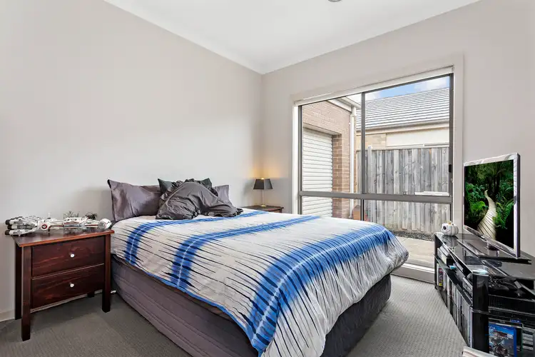 Sixth view of Homely house listing, 5 Cabarita Crescent, South Morang VIC 3752