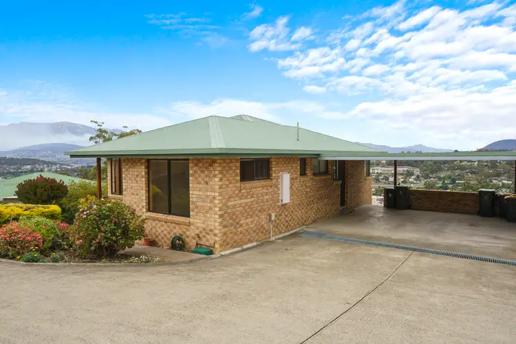 3/2 Dawson Court, Mornington TAS 7018