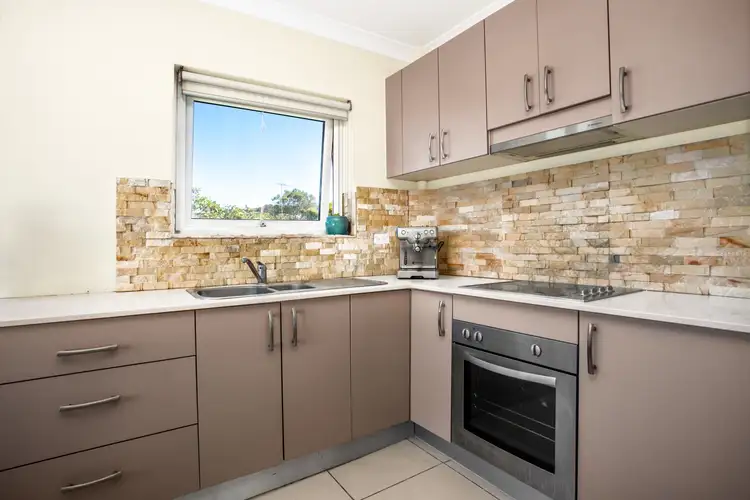 Main view of Homely unit listing, 5/104 Oaks Avenue, Dee Why NSW 2099