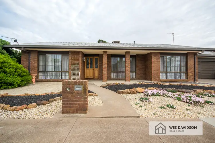 7 Henderson Avenue, Horsham VIC 3400