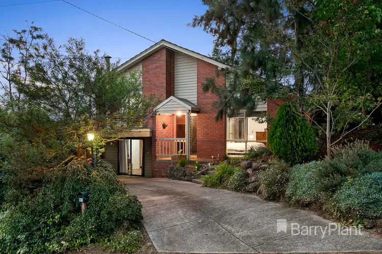 17 Acheron Crescent, Eltham North VIC 3095
