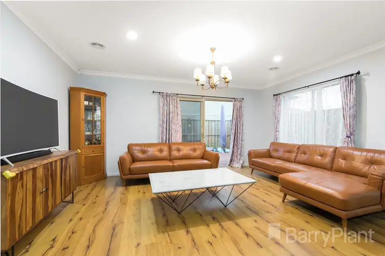 Seventh view of Homely house listing, 15 Perrin Circuit, Tarneit VIC 3029