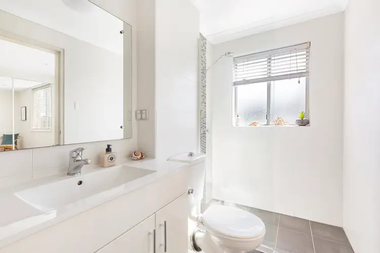 Fifth view of Homely apartment listing, 1/104 Crown Road, Queenscliff NSW 2096