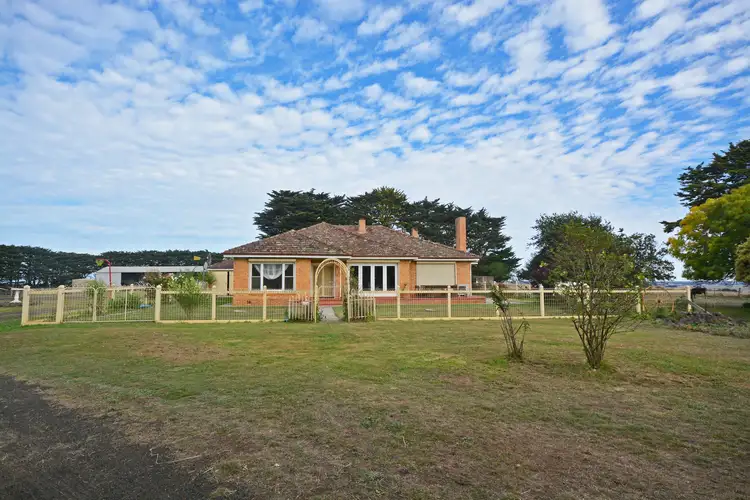 102 Andrews Road, Knebsworth VIC 3286