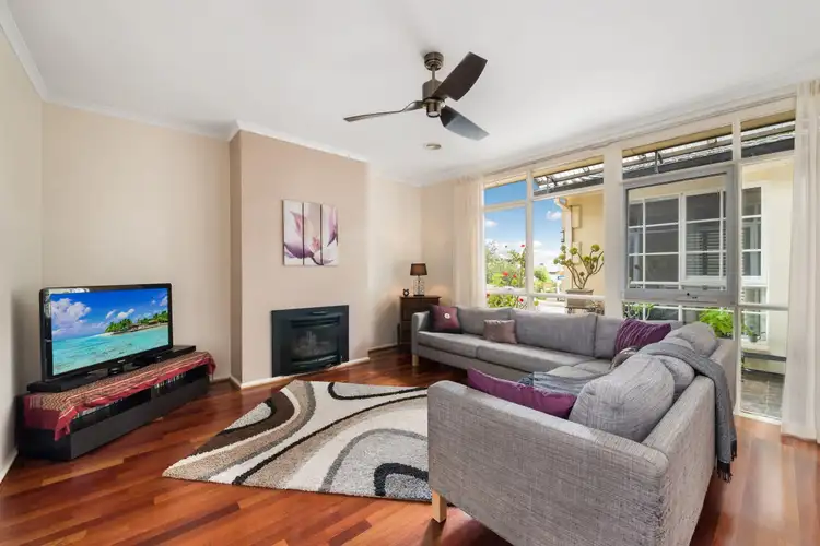 Second view of Homely house listing, 2 Illuka Crescent, Mount Waverley VIC 3149