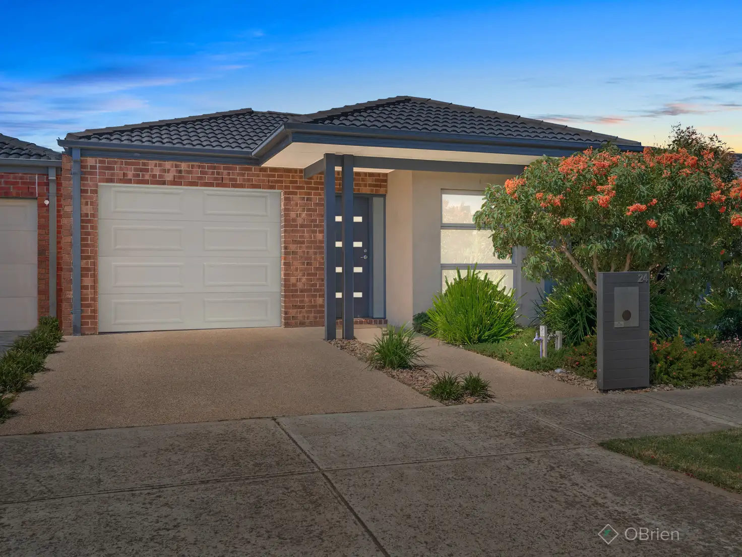 Main view of Homely house listing, 24 Fieldstone Crescent, Cranbourne North VIC 3977
