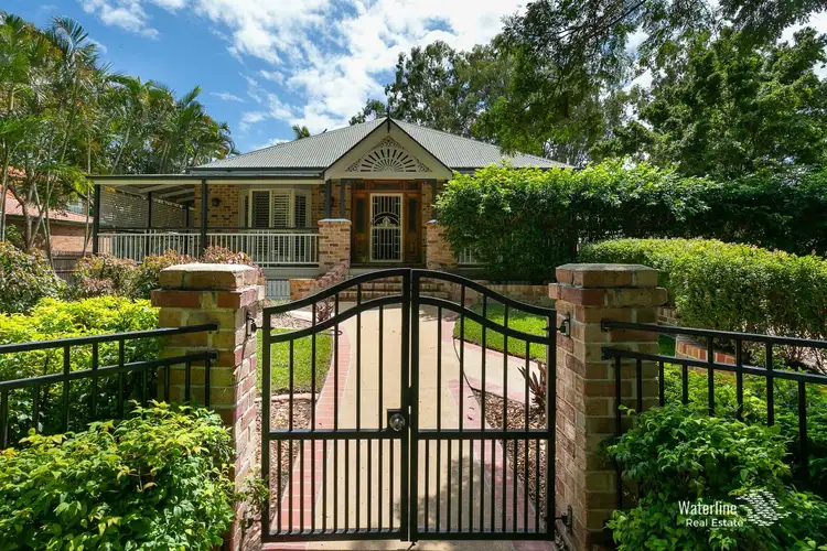 Second view of Homely house listing, 4 Ivory Lane, Ormiston QLD 4160