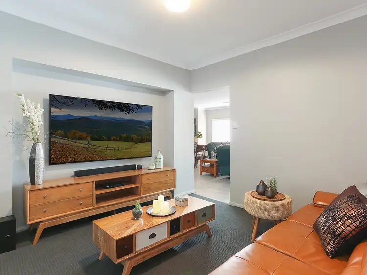 Second view of Homely house listing, 21 Alkira Circuit, Horsley NSW 2530
