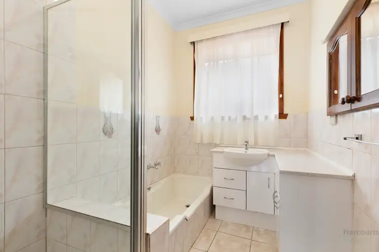 Sixth view of Homely house listing, 7 Kenna Drive, Lalor VIC 3075
