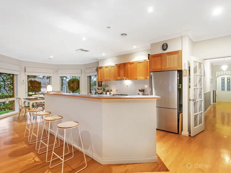 Sixth view of Homely house listing, 2 Sorrento Avenue, Berwick VIC 3806