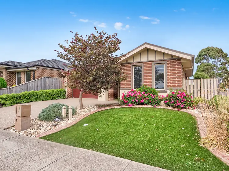 2 Loddon Place, Cranbourne East VIC 3977