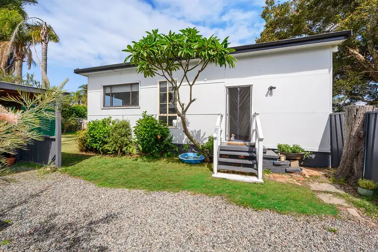 Second view of Homely house listing, 5 Kerrylouise Avenue, Noraville NSW 2263
