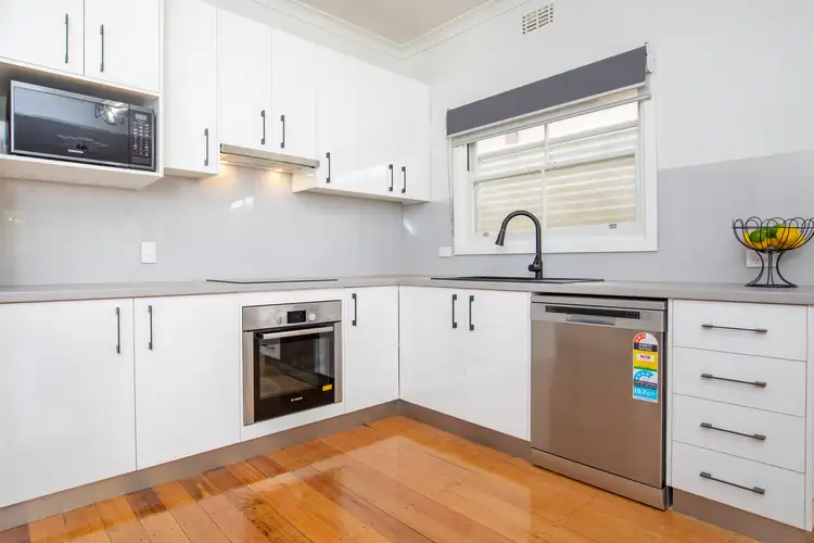 Fifth view of Homely house listing, 201 Walnut Avenue, Mildura VIC 3500