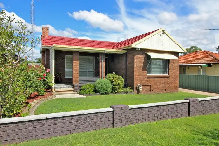 14 Fourth Street, Weston NSW 2326