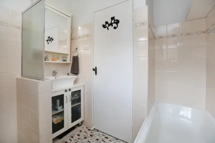 Sixth view of Homely apartment listing, 8/14 Lismore Avenue, Dee Why NSW 2099