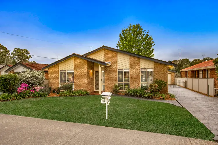 216 Pollock Avenue, Wyong NSW 2259