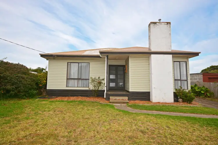 35 Bade Avenue, Portland VIC 3305