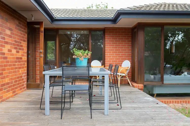 32 Swinden Street, Downer ACT 2602
