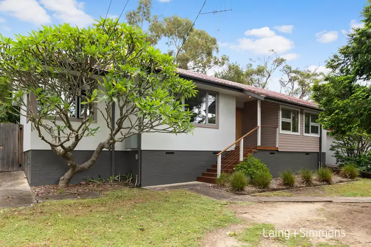 4 Evans Road, Hornsby Heights NSW 2077