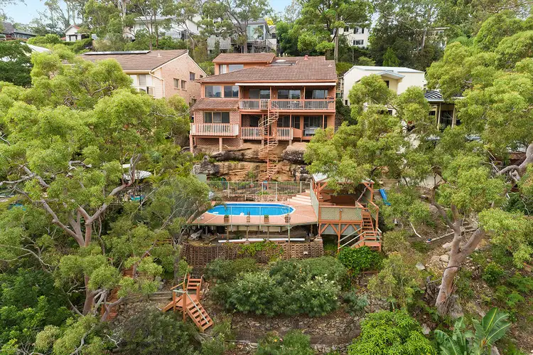 69 Central Avenue, Como NSW 2226