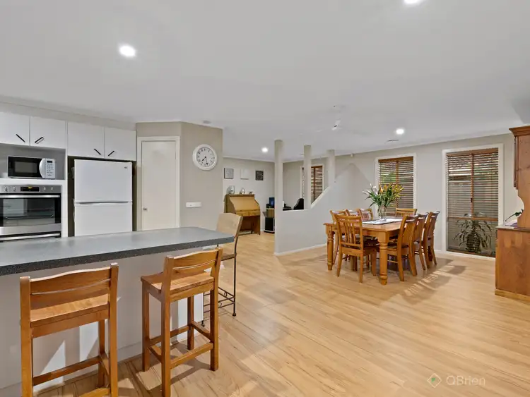 Second view of Homely house listing, 9 Diamond Court, Narre Warren North VIC 3804