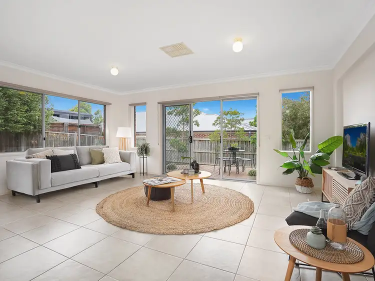 24 Eminence Boulevard, Doreen VIC 3754