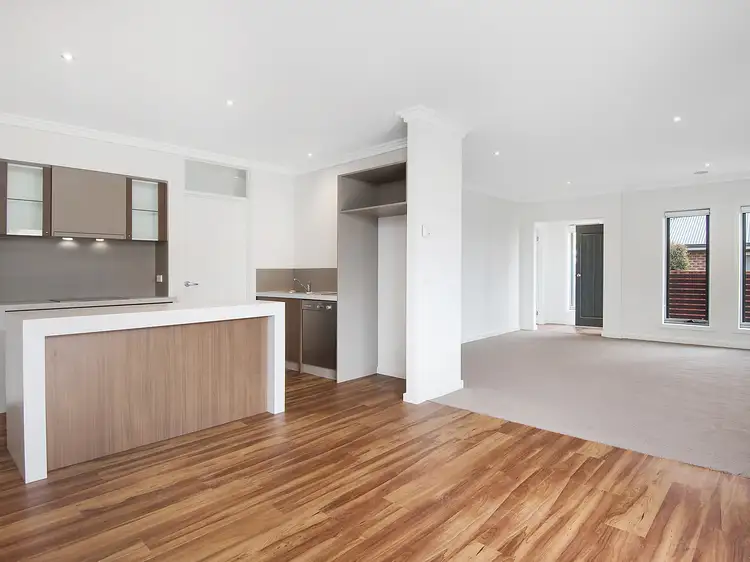 Main view of Homely townhouse listing, 3/5 Calder Street, Manifold Heights VIC 3218