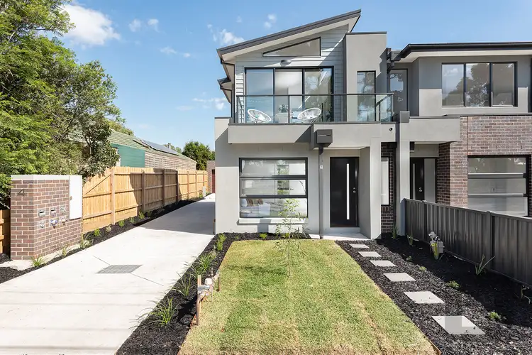 2/4 Truman Street, South Kingsville VIC 3015