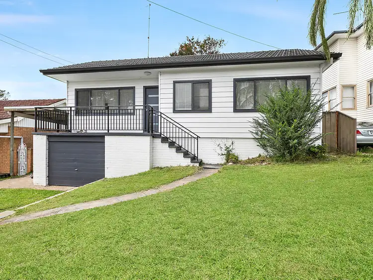 92 Caldarra Avenue, Engadine NSW 2233
