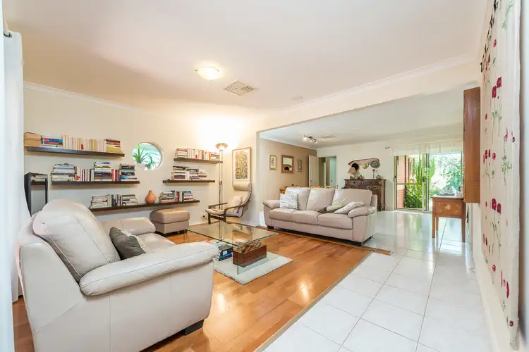 12 Lake Edge Court, Gwelup WA 6018