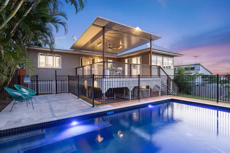 39 Sibley Road, Wynnum West QLD 4178
