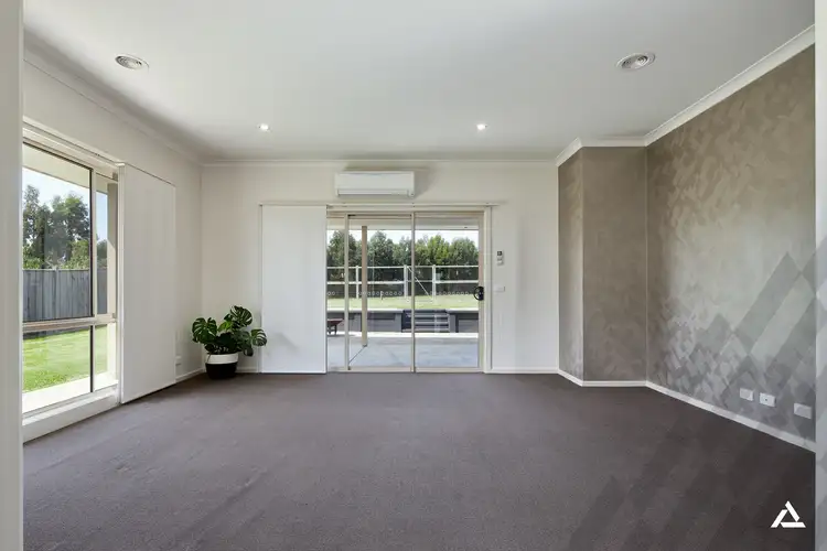 Fourth view of Homely house listing, 28 Villeneuve Drive, Trafalgar VIC 3824