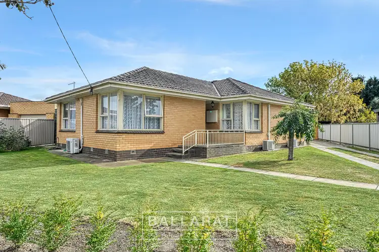 24 Vale Street, Sebastopol VIC 3356