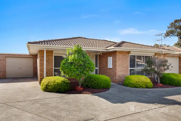 2/70 George Street, St Albans VIC 3021