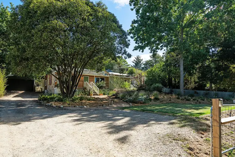 10 Oakbank Street, Stirling SA 5152