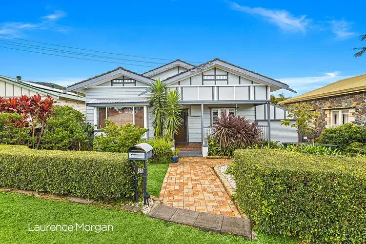 35 Hillcrest Avenue, Woonona NSW 2517